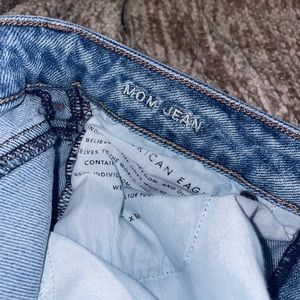 american eagle mom jeans